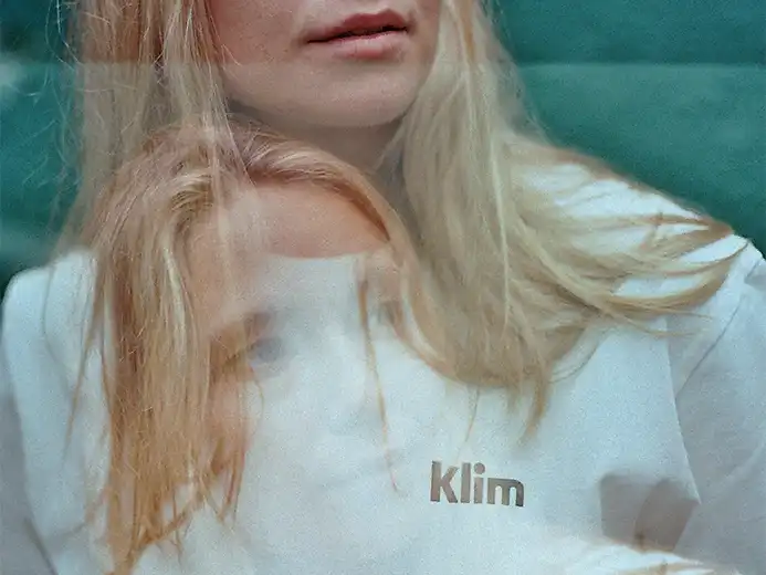 Klim T-shirt worn shot blaenk studio