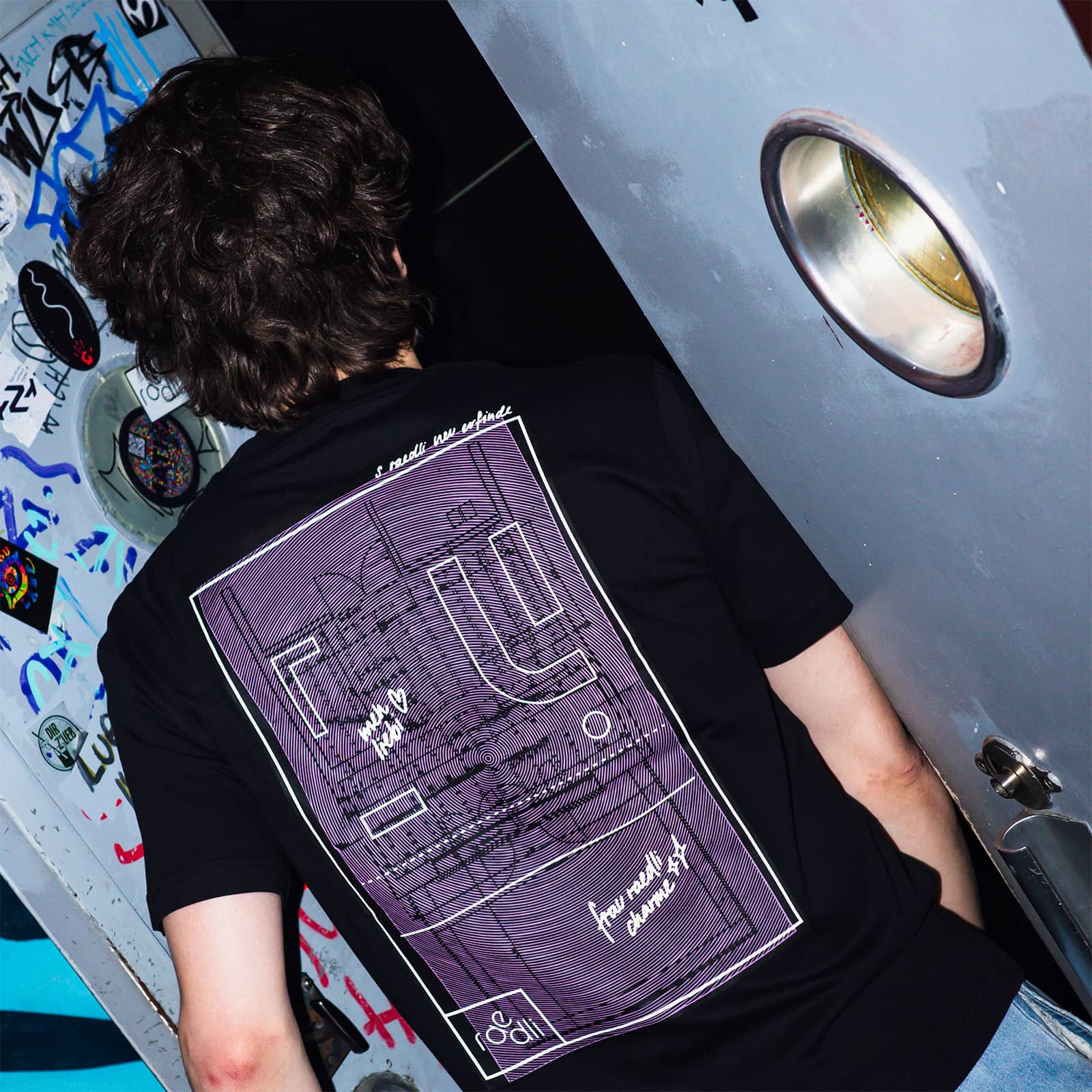 raedli Stickerei-Detail schwarzes Sweatshirt blaenk studio