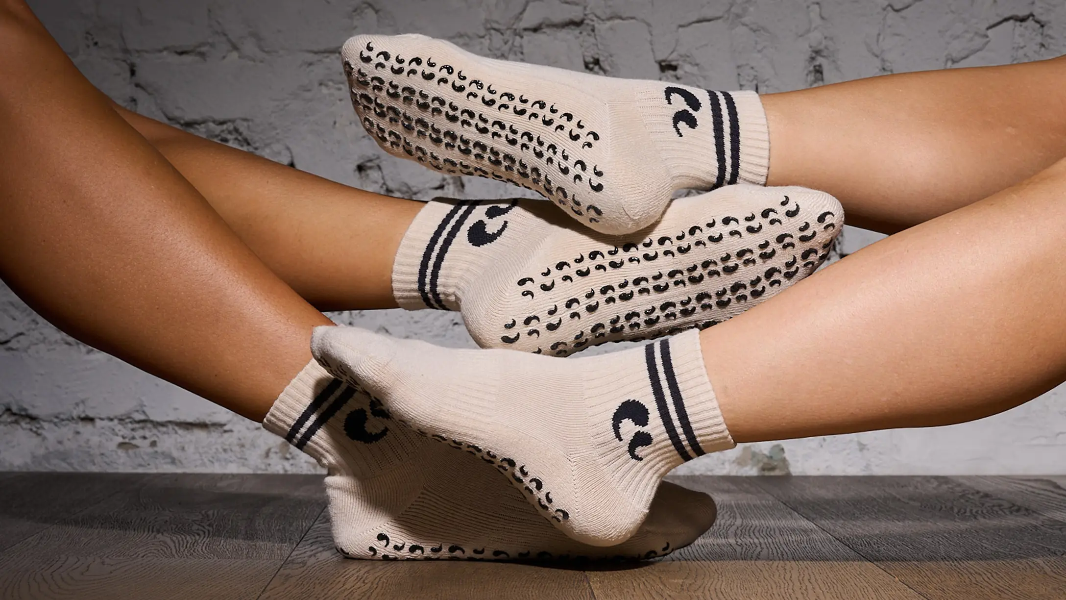 claw collective custom grip socks with anti-slip sole blaenk studio